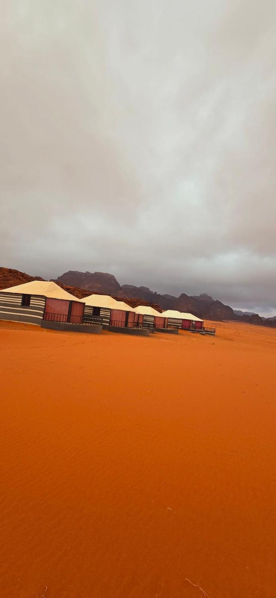 Wadi Rum Candles Camp Zewnętrze zdjęcie