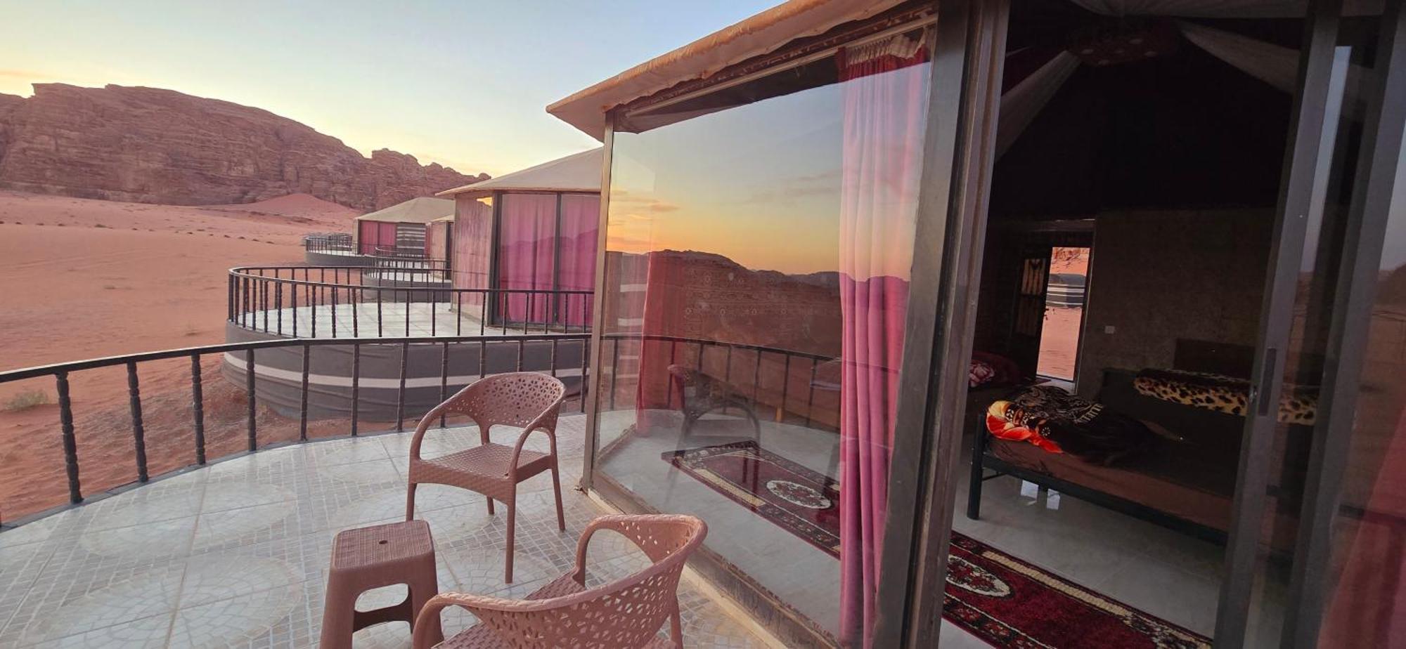 Wadi Rum Candles Camp Zewnętrze zdjęcie