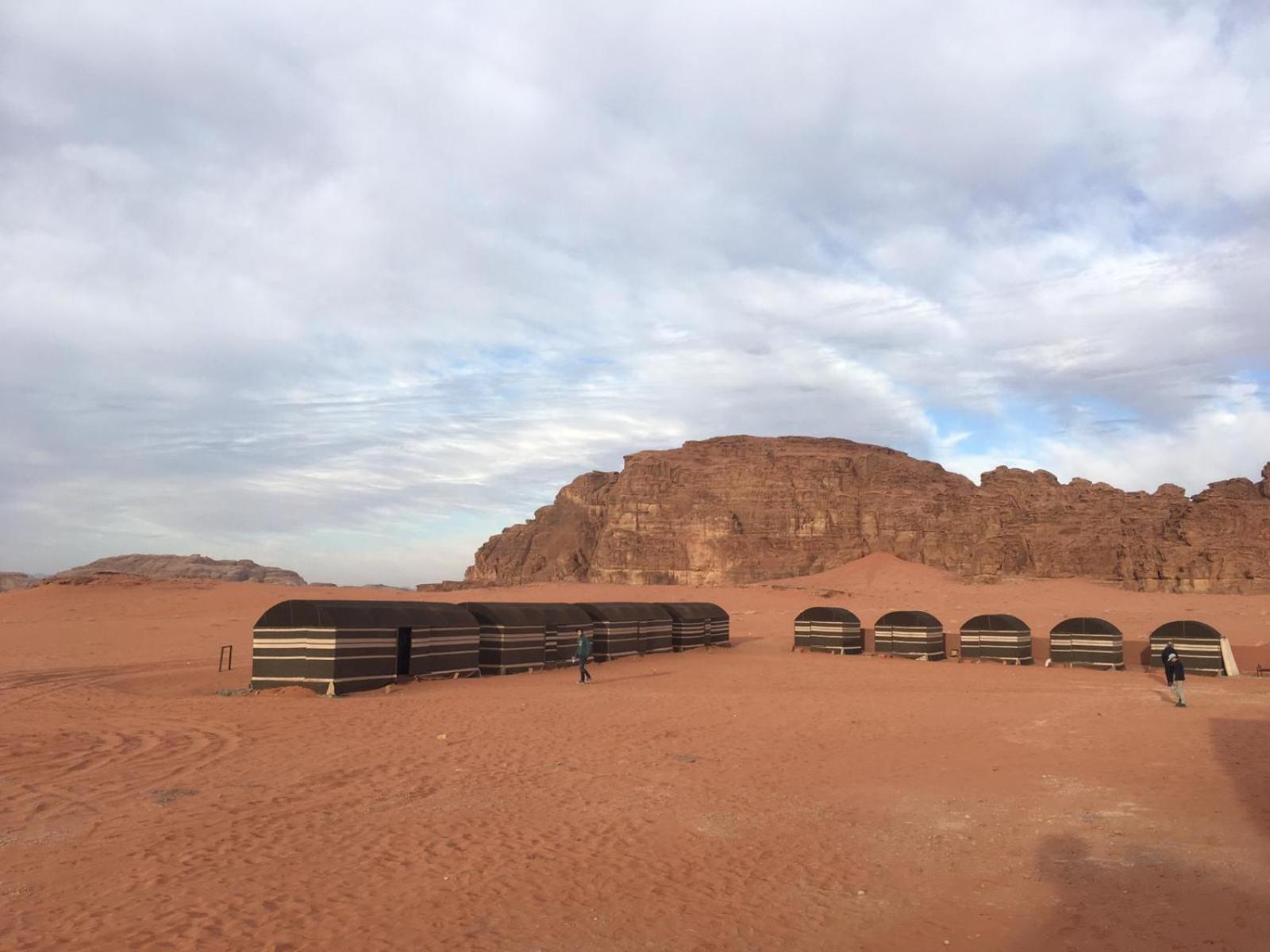 Wadi Rum Candles Camp Zewnętrze zdjęcie