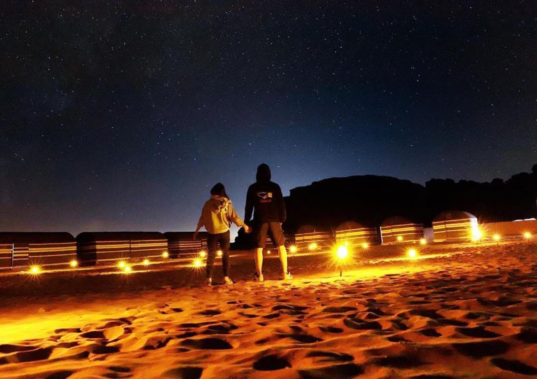 Wadi Rum Candles Camp Zewnętrze zdjęcie
